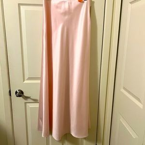 Great for Homecoming, Prom, or wedding. Only worn once.